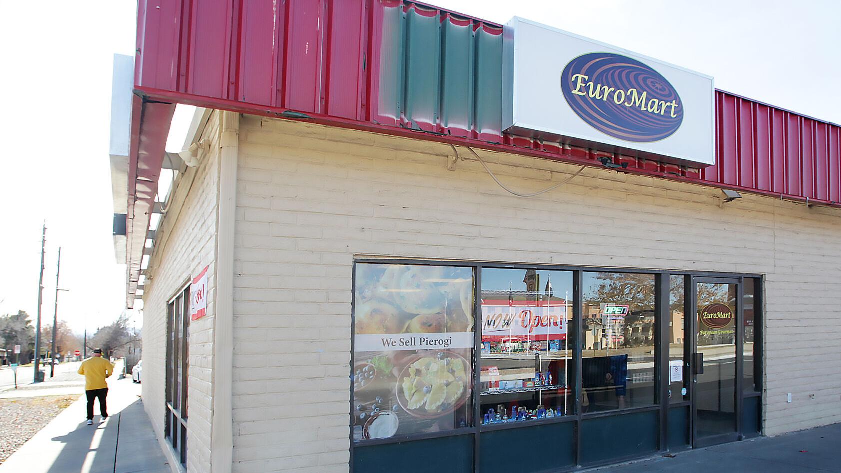 一对波兰夫妇在Grand Junction开了一家Euromart杂货店